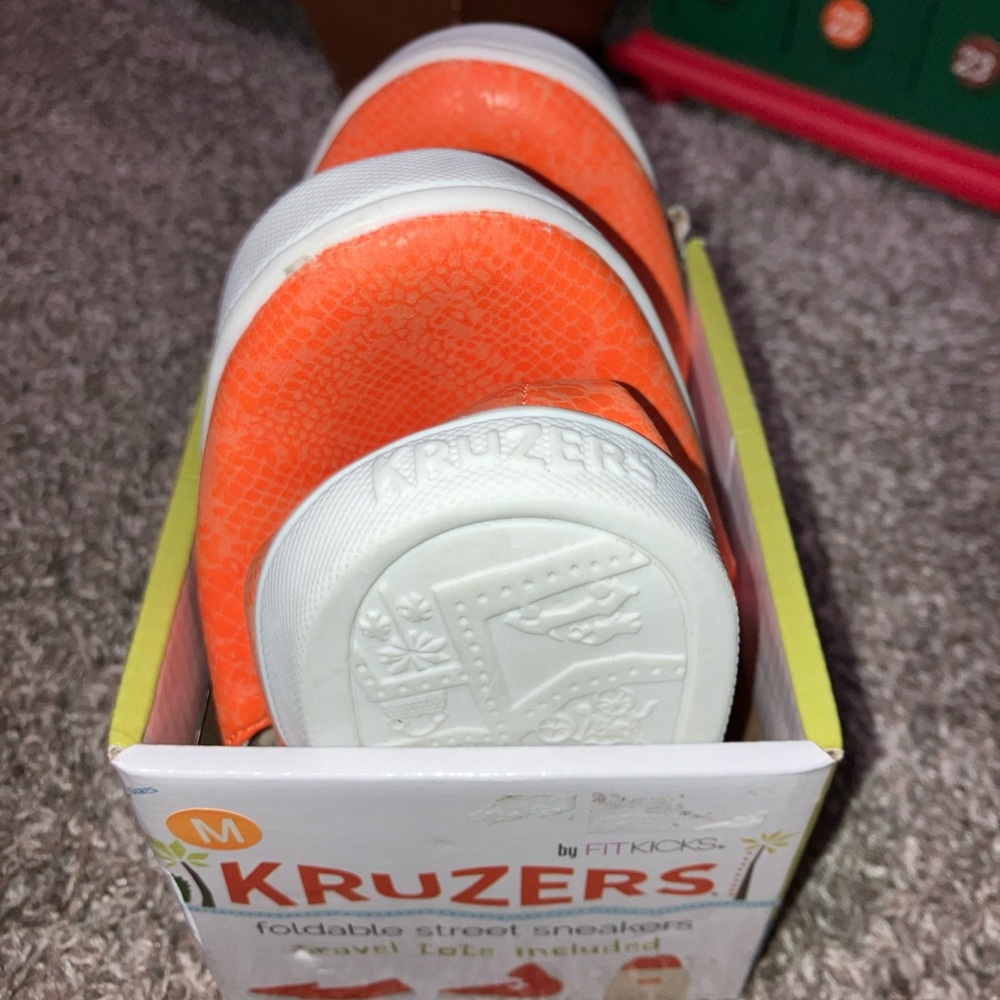 Kruzers Foldable Slip-On Flats in Orange Medium With Travel Pouch New